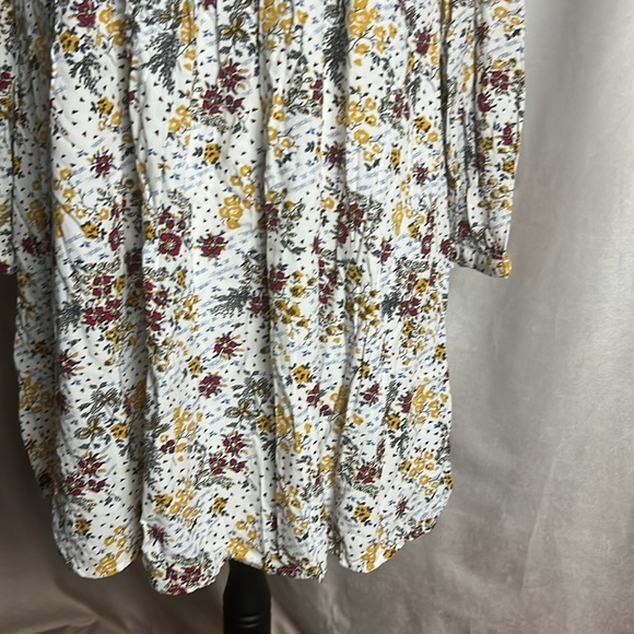 Old Navy Womens Dress Medium White Flower Flowy Boho Cottagecore Vacation Office - Picture 3 of 6